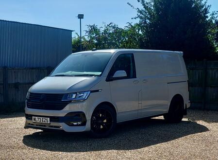 VOLKSWAGEN TRANSPORTER 2.0 TDI T28 Highline 150 PS, DSG 7 -SPEED AUTOMATIC, FREE NATIONWIDE DELIVERY